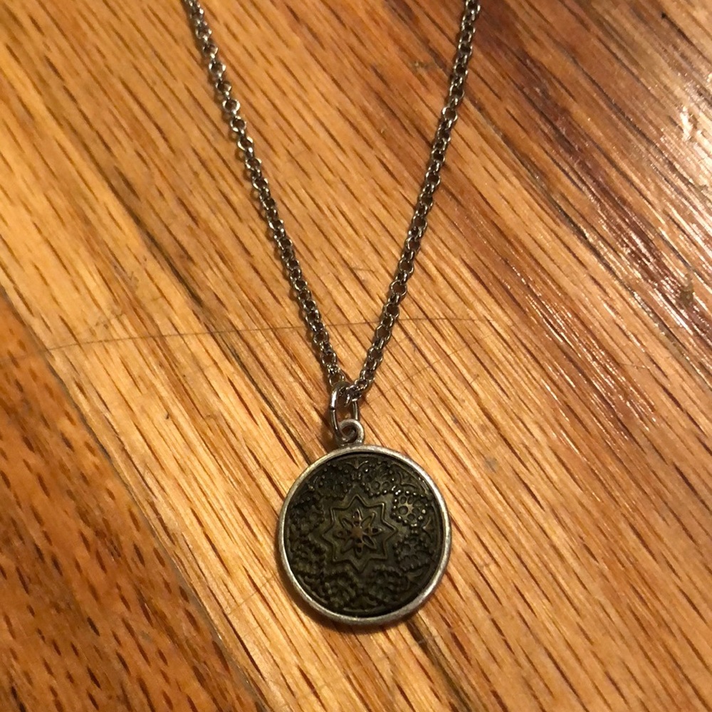 Silver brown star necklace